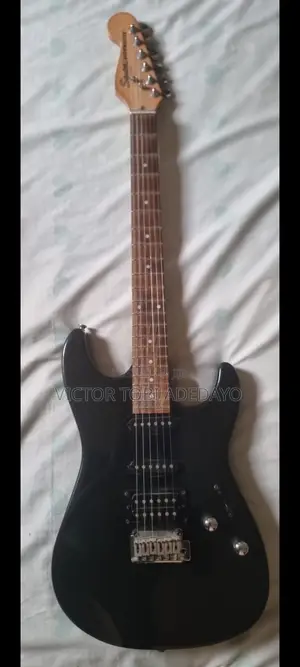 Fender Squier Showmaster