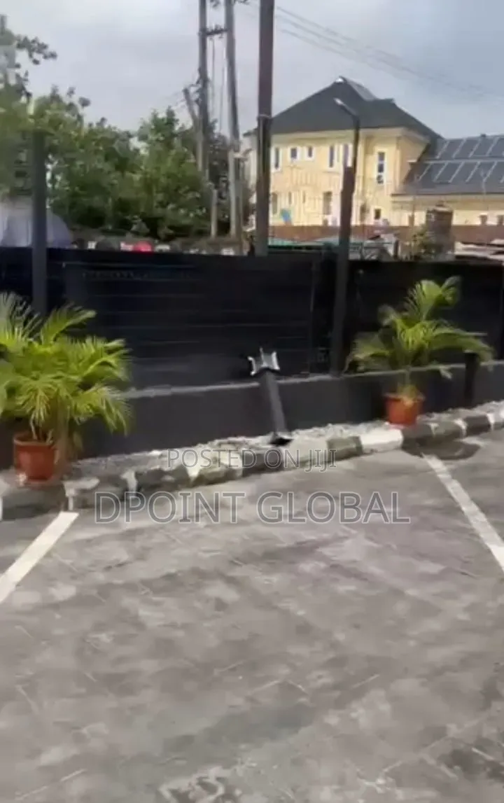 Functioning Restaurant, Bar and Lounge in Isolo