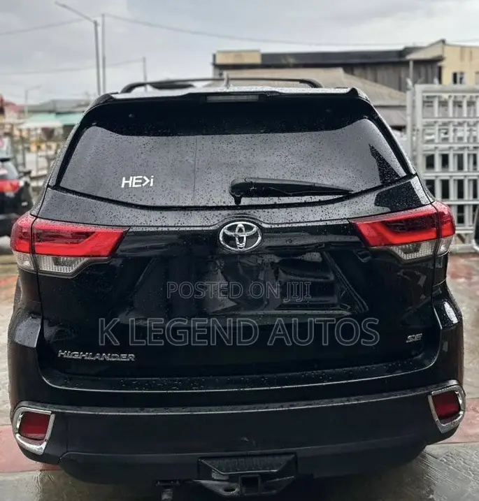 Toyota Highlander SE 2019 Black
