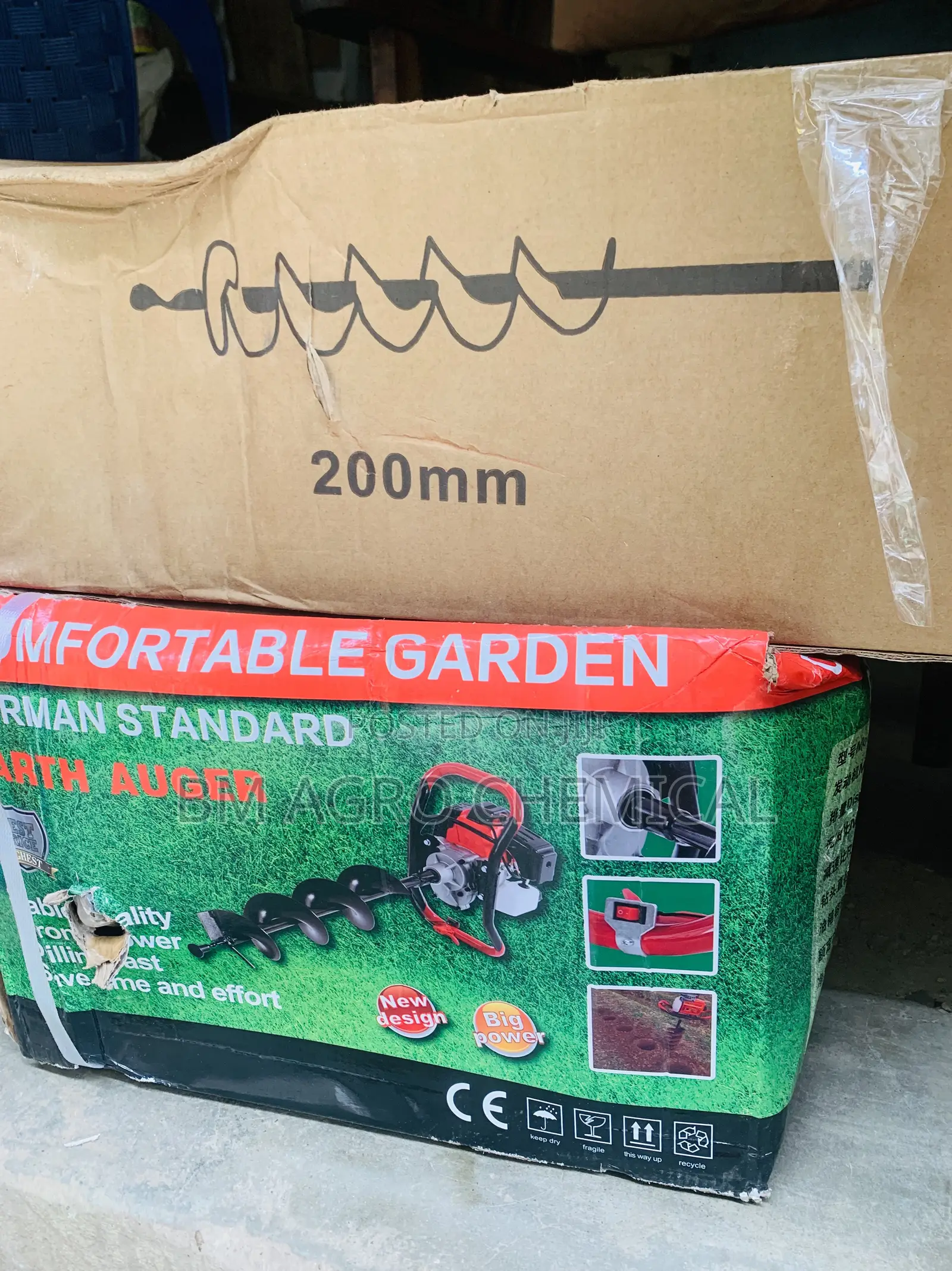 Comfortable Earth Auger