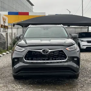 Toyota Highlander XLE AWD 2020 Gray