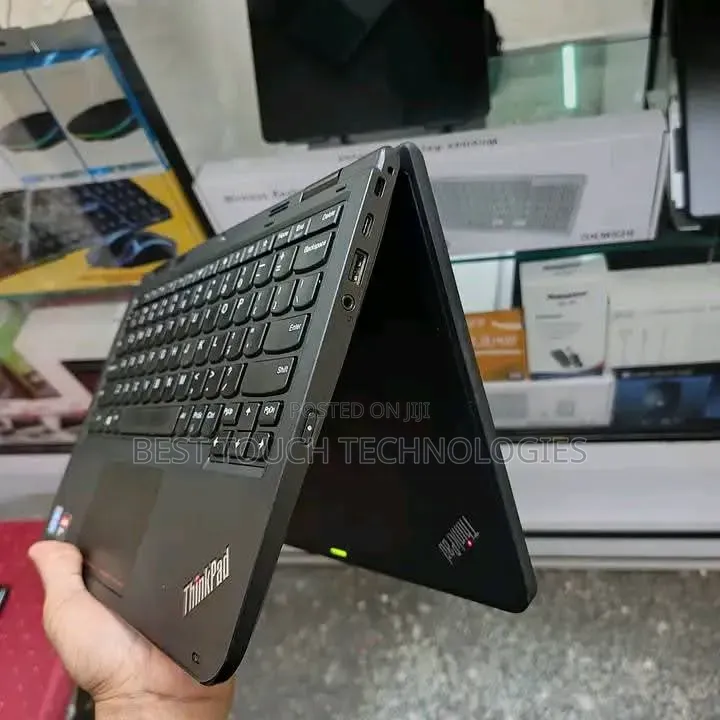 Laptop Lenovo ThinkPad Yoga 4GB Intel Pentium SSD 128GB