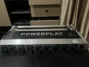 Behringer Powerplay Ha8000