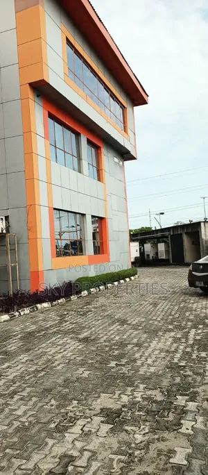 300 SQMS Office Space for Rent
