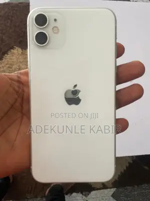 Apple iPhone 11 64 GB White