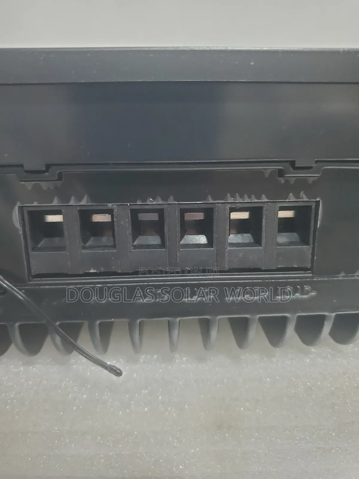 Sunfield 60a MPPT Charge Controller