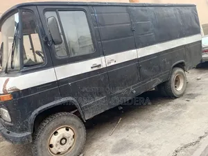 Mercedes-Benz 814D 1984 Black