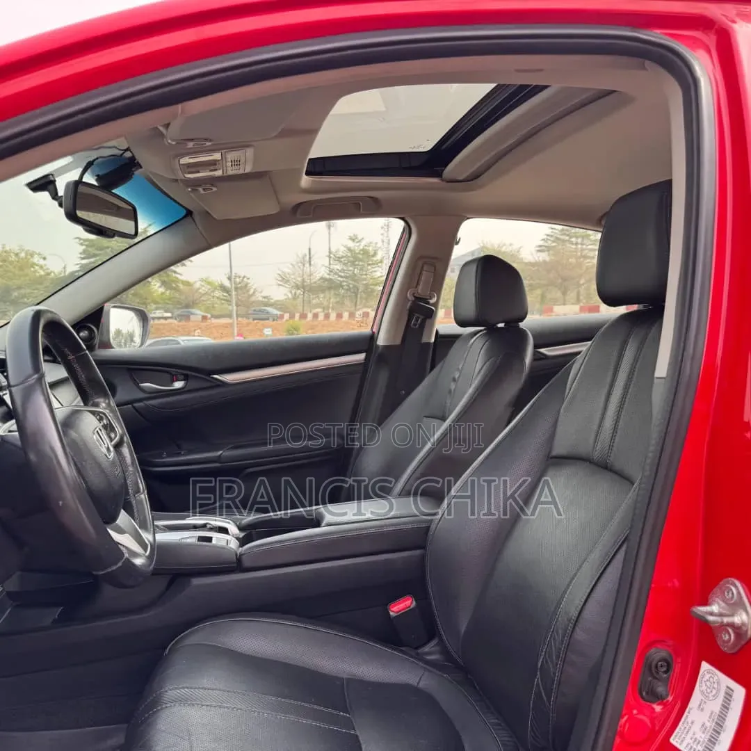 Honda Civic 2019 Red