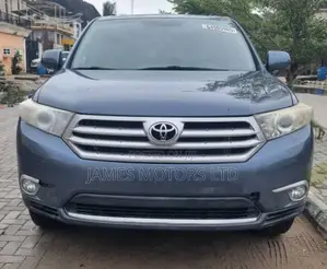 Toyota Highlander 2012 Blue