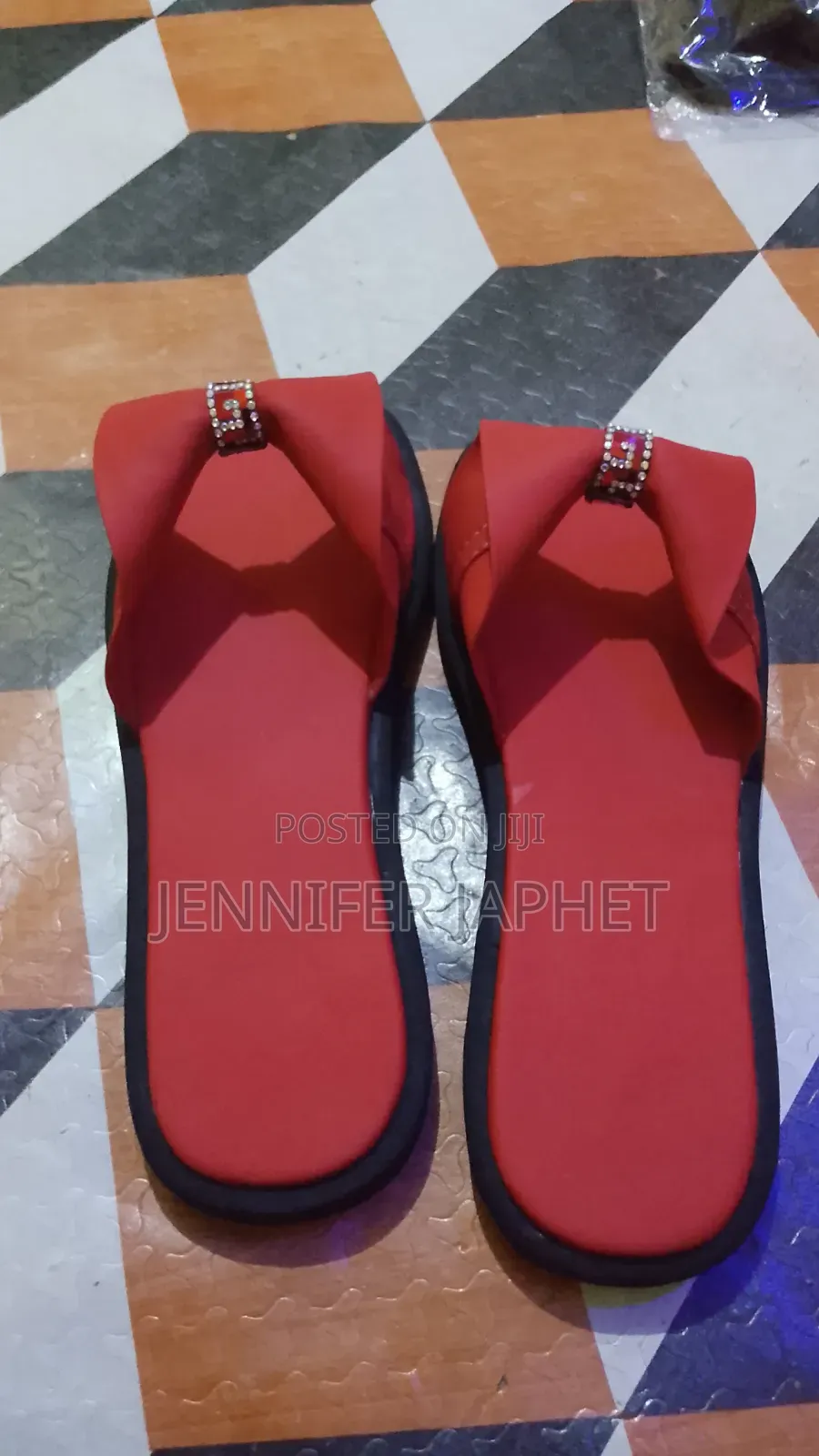 Jeno Shoe Store