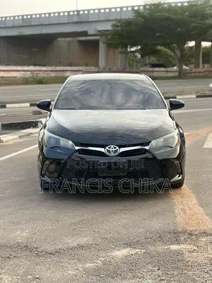 Toyota Camry 2016 Black