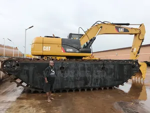 Cat 320dl Swamp Buggy - Foreign Use From Germany - Almost Brand New