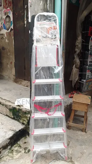 6 Ft Step Aluminum a Ladder