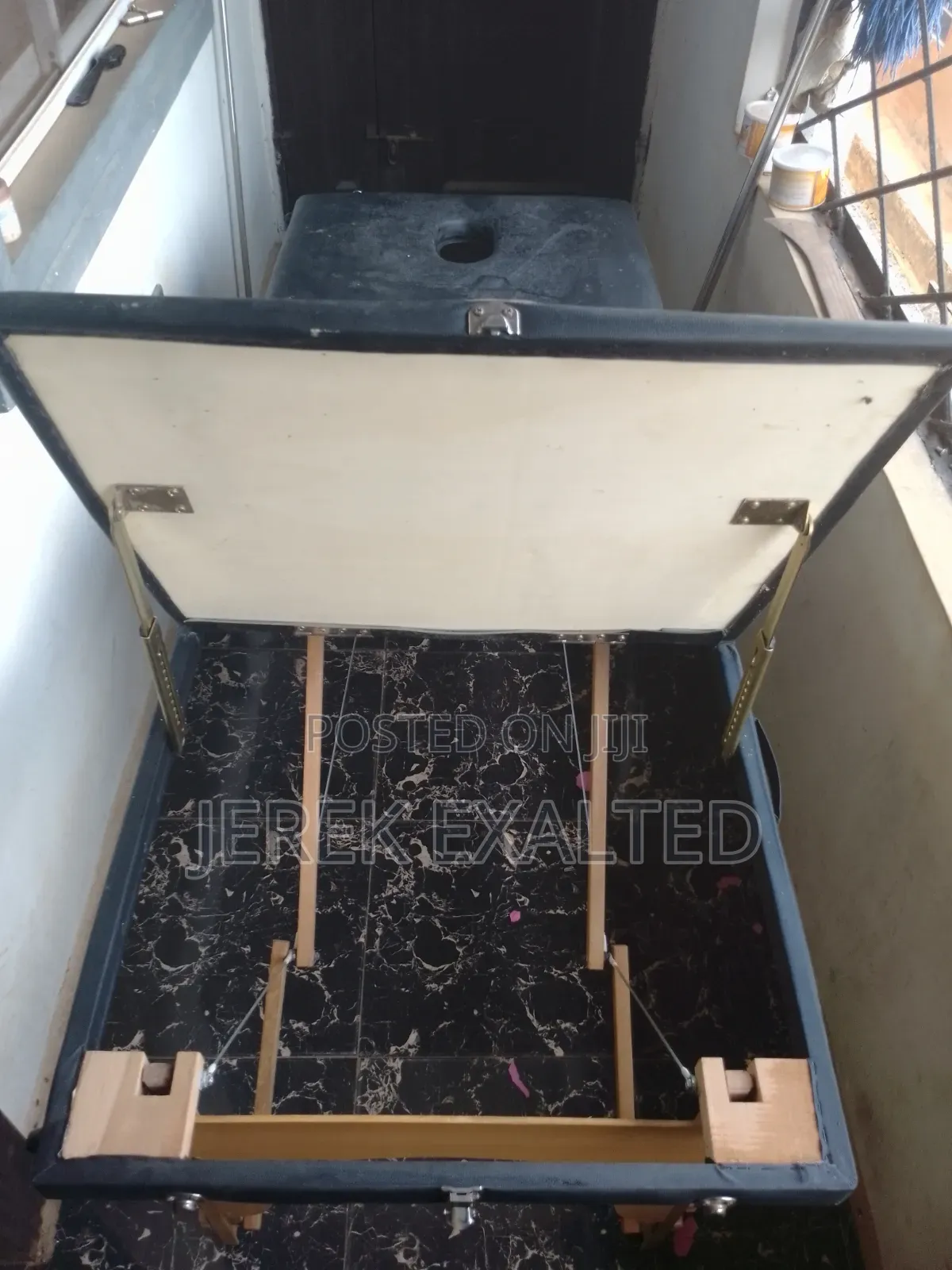 Massage Bed