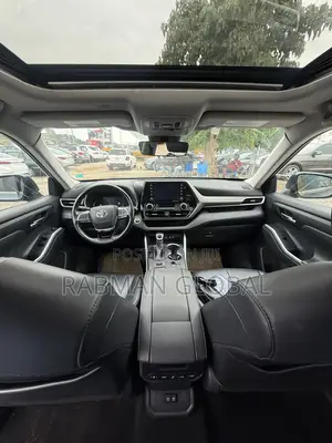 Toyota Highlander XLE AWD 2020 Gray