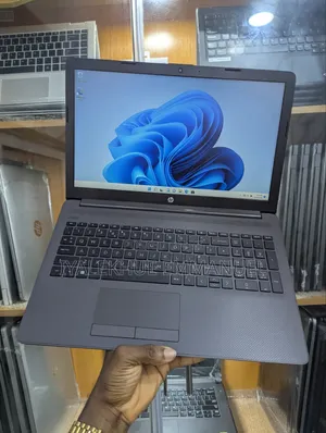 Laptop HP 250 G7 8GB Intel Celeron SSD 256GB