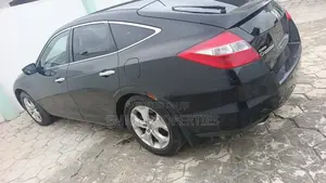Honda Crosstour 2011 Black