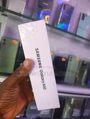 New Samsung Galaxy A50 128 GB Green