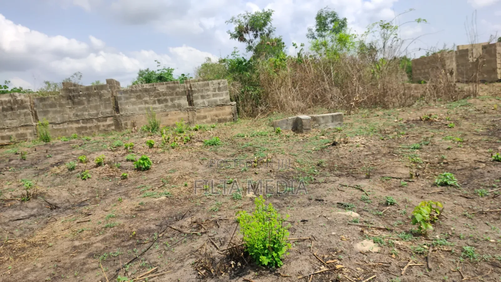 1 Plot of Solid Land at Elekuru Junction Moniya