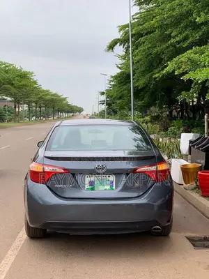 Toyota Corolla 2016 Gray