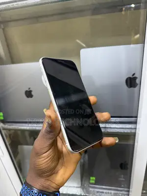 Apple iPhone 11 64 GB White