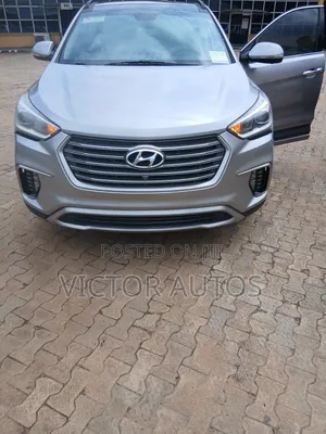 Hyundai Santa Fe 2017 Silver