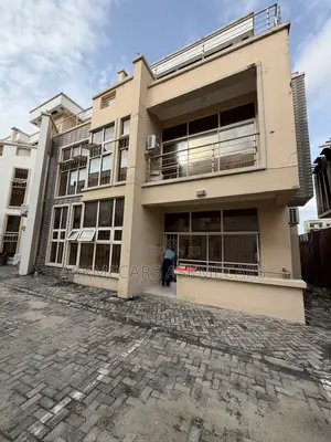 Furnished 3bdrm Apartment in Freedom Way, Lekki Phase 1 for rent