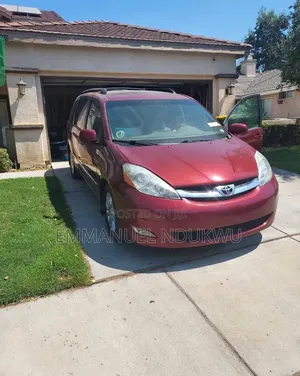Toyota Sienna XLE Limited 4WD 2008 Red