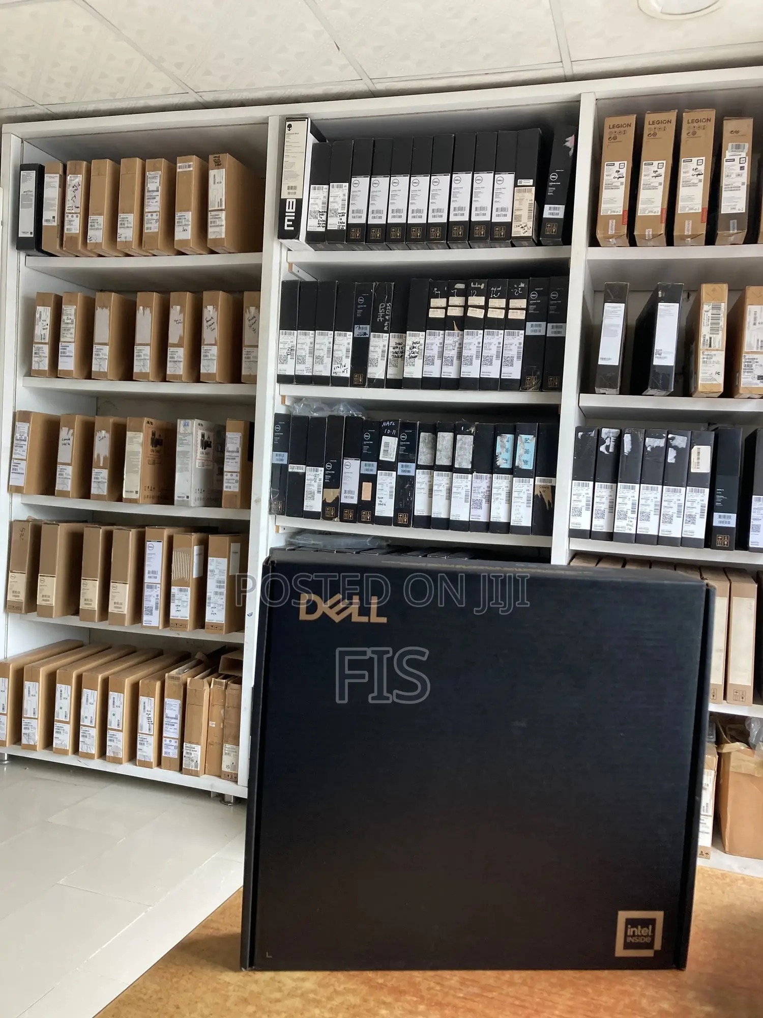 New Laptop Dell Pro 14 16GB Intel Core 5 SSD 256GB