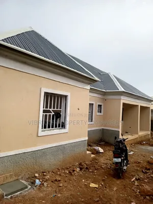 2bdrm Block of Flats in Barnawa, Kaduna / Kaduna State for rent