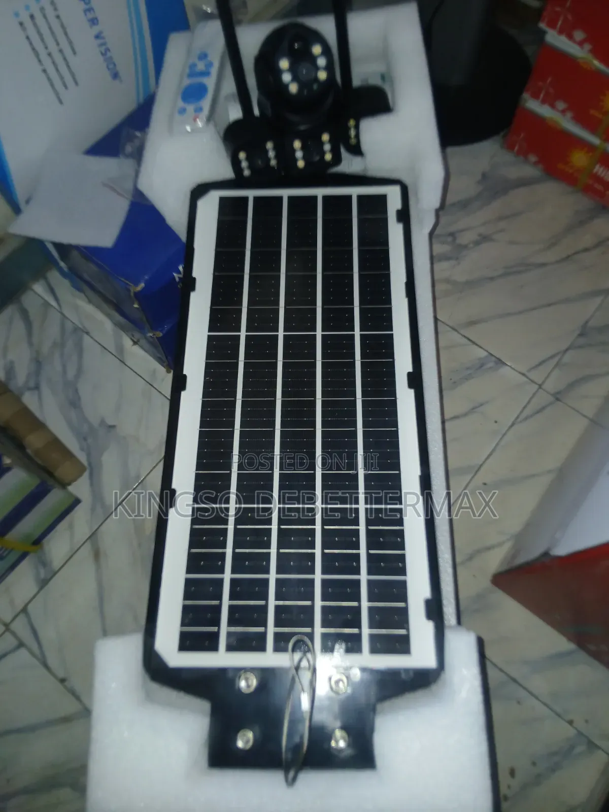 Ai Solar Camera +Lightning
