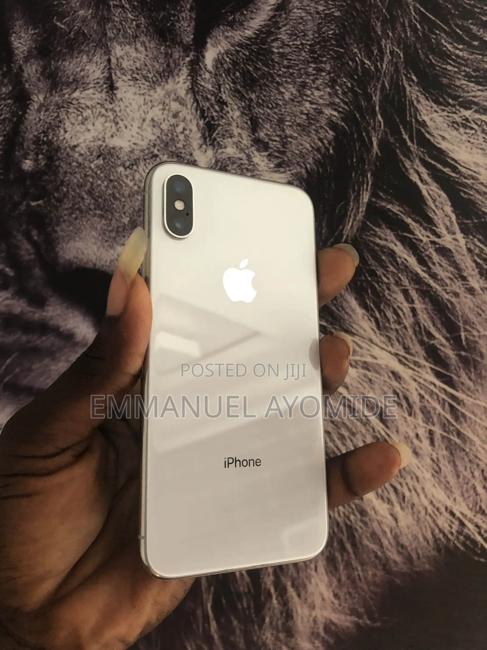 Apple iPhone X 64 GB White