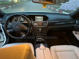Mercedes-Benz E350 Base 4Matic Sedan AWD (3.5L 6cyl 7A) 2011 White