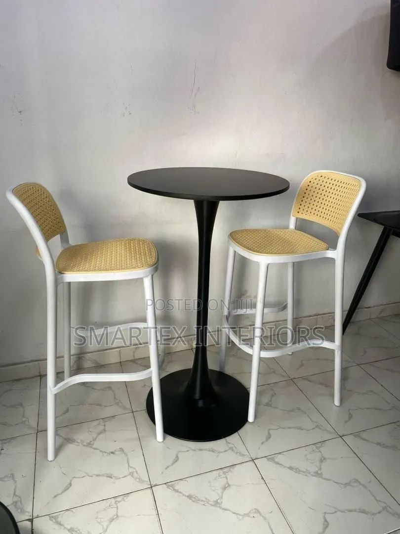 Imported Quality Full Plastic High Barstool With Bar Table