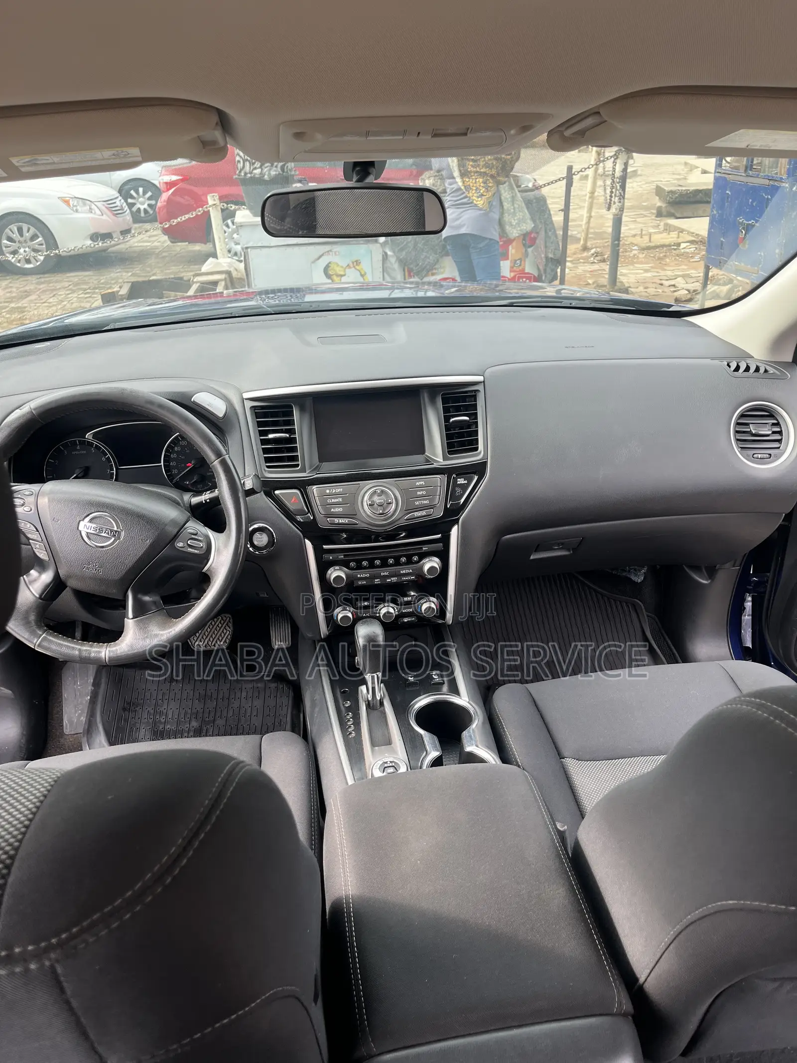 Nissan Pathfinder 2017 Blue