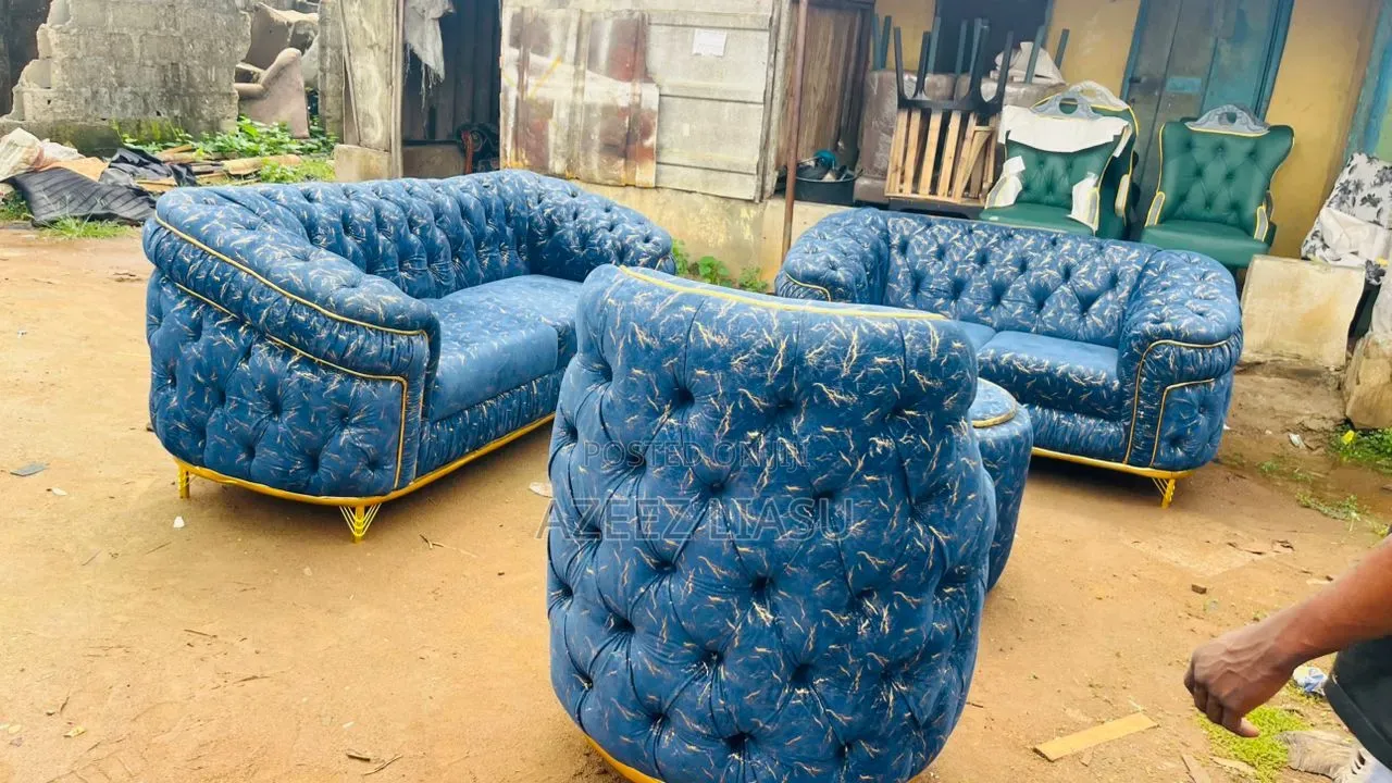 Six Seaters Chair