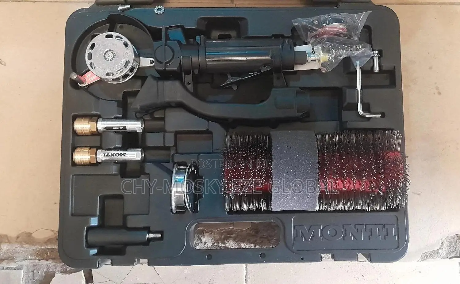 Monti Pneumatic Bristle Blaster Tools/Kit
