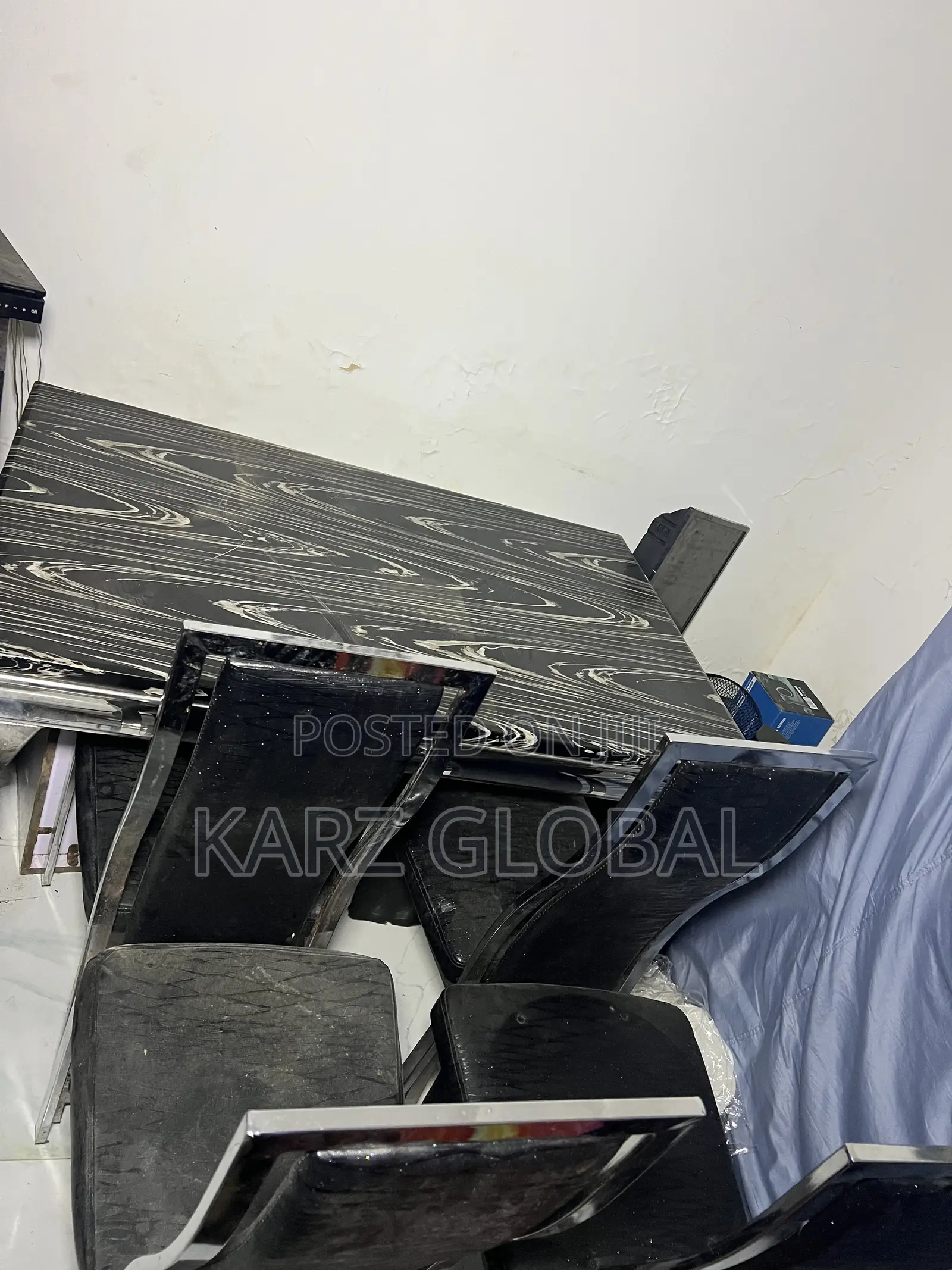 Marble Dinning Table Set