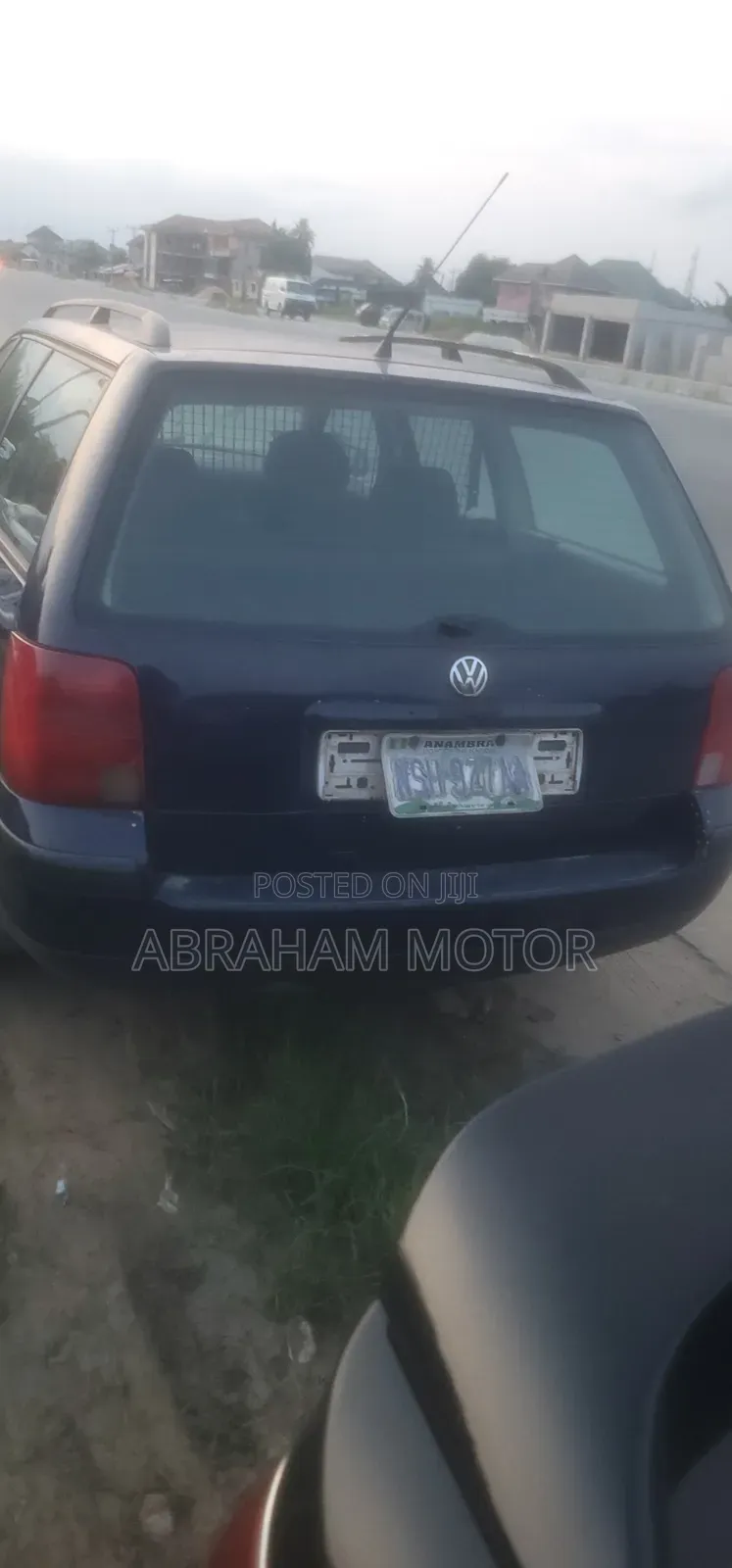 Volkswagen Passat 2004 Blue