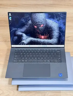 Laptop Dell Precision 5560 32GB Intel Core i7 SSD 1T