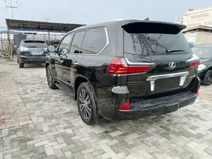 Lexus LX 570 (5 seats) AWD 2017 Black