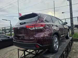 Toyota Highlander Limited Platinum V6 4x4 (3.5L 6cyl 6A) 2016 Burgundy