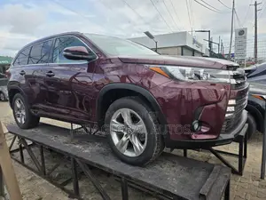 Toyota Highlander Limited Platinum V6 4x4 (3.5L 6cyl 6A) 2016 Burgundy