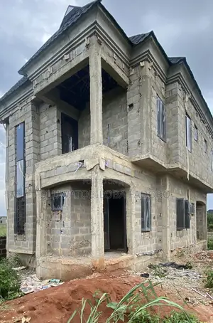 4bdrm Duplex in Hilltop, Ipaja / Ipaja for sale