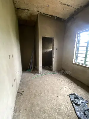 4bdrm Duplex in Hilltop, Ipaja / Ipaja for sale