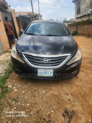 Hyundai Sonata Limited 2.0T Sedan (2.0L 4cyl 6A) 2012 Black