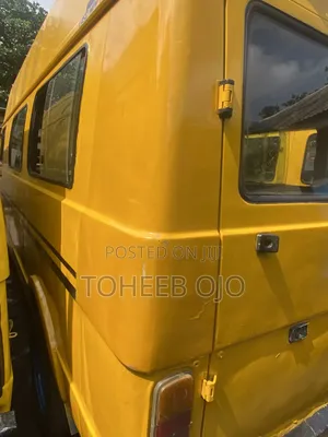 Volkswagen LT 1983 Yellow