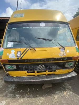 Volkswagen LT 1982 Yellow