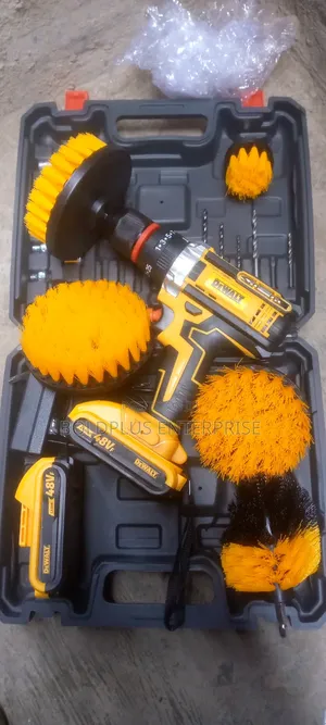 Dewalt Cordless Drilling Machine With Brush Tools
