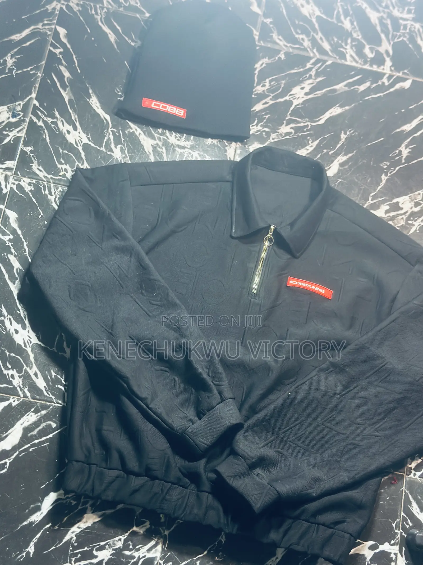 Zipper Sweater With Cap